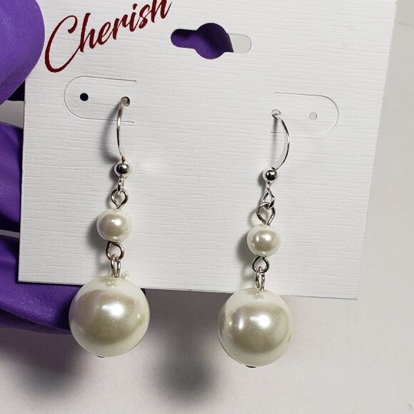 Women's Stylish Polished Silver tone Drop Dangle Design Beaded Earrings - Picture 3 of 5